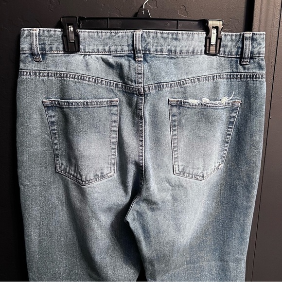 Refuge Denim MOM Women Jeans Color: Blue Size: 20 High waisted straight leg. - Picture 7 of 10